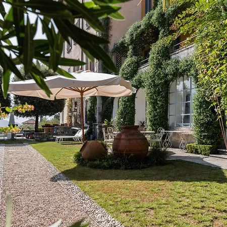 Brentano - Mezzegra, Tremezzina By Lovecomo Mezzegra
