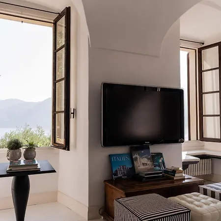 Brentano - Mezzegra, Tremezzina By Lovecomo Ferienhaus